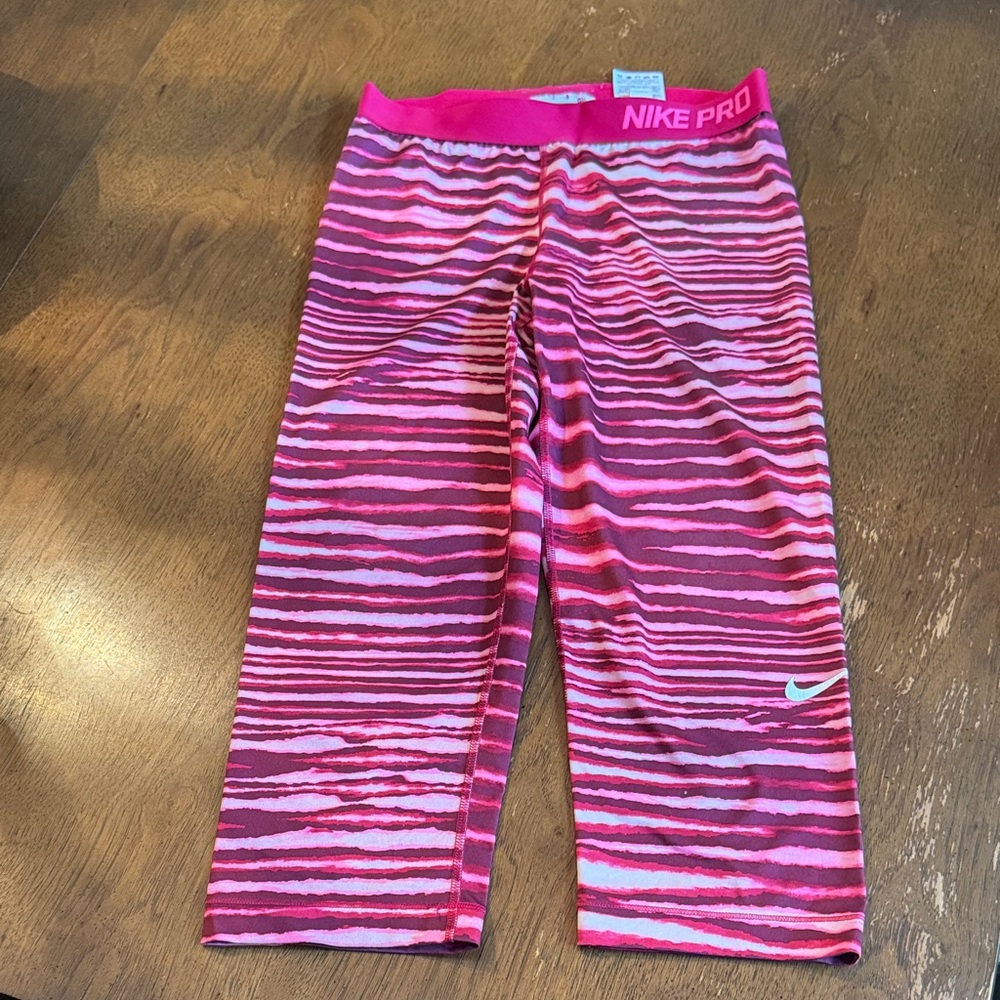 Fun 🩷 Pink Running Capris